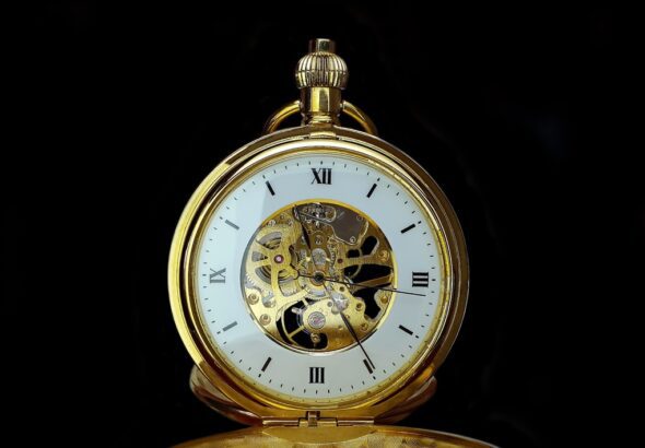 watch-hand-antique-retro-clock-time-1186866-pxhere.com (2)
