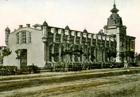 8 та 9 березня в історії Запоріжжя: Громадський комітет, Вінтер та ресторани